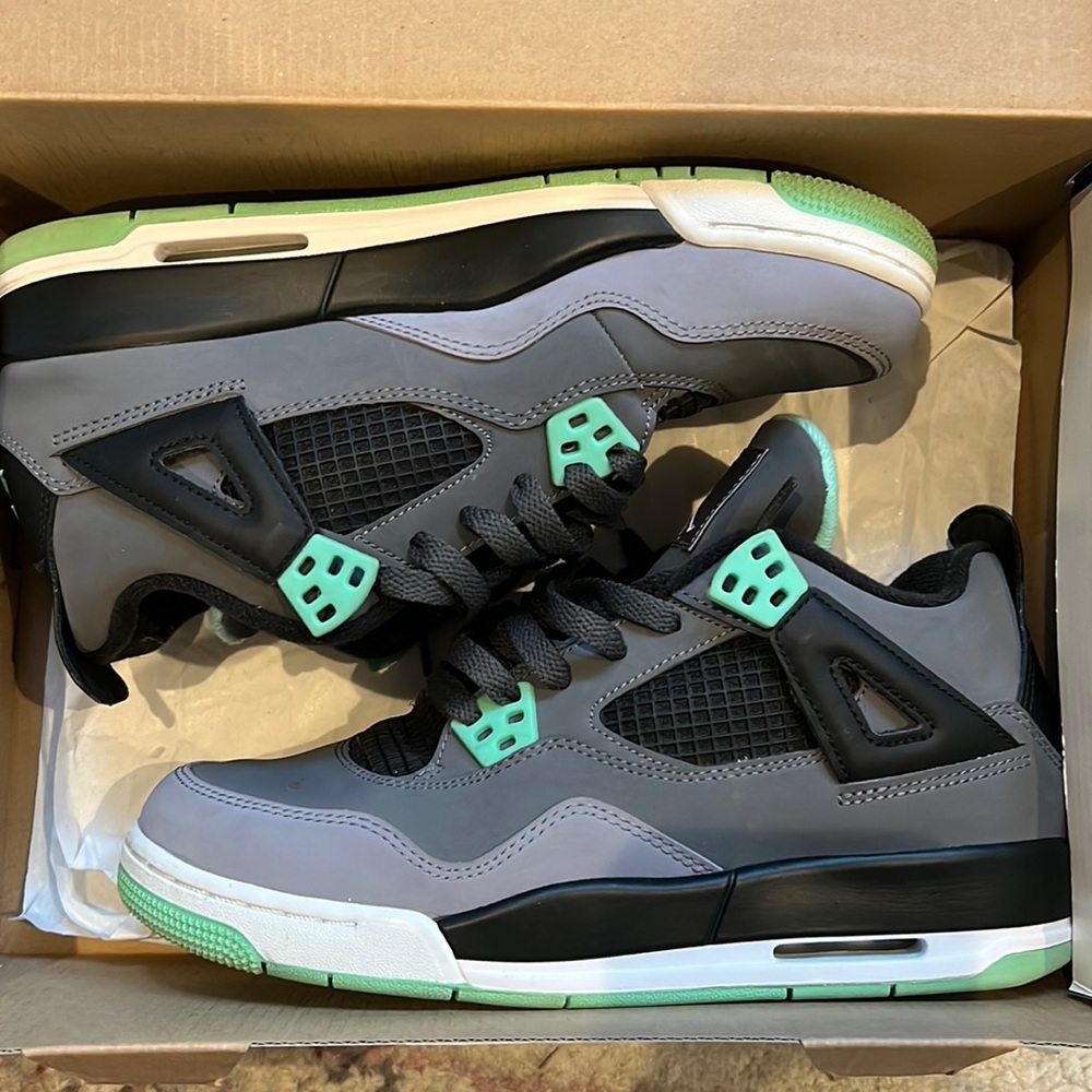 Air Jordan 4 Retro (GS)